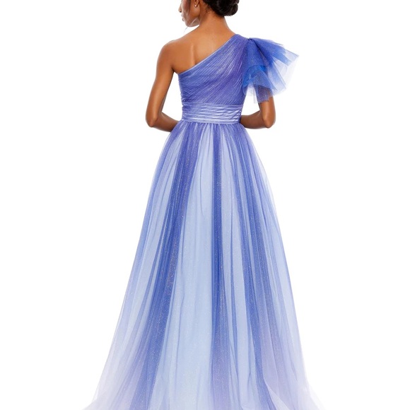 Mac Duggal 20377 NWOT  Size 14 GLITTER OMBRE RUFFLED ONE SHOULDER BALLGOWN - Picture 3 of 7